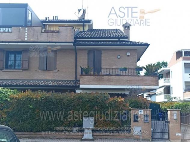casa indipendente in vendita a Carpi