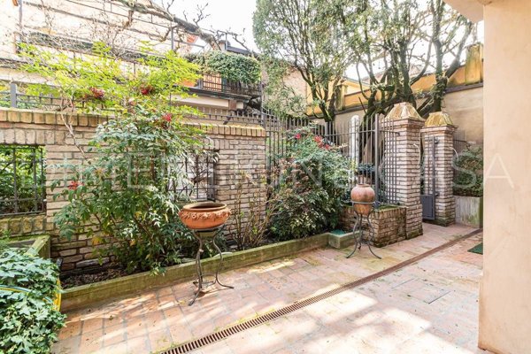 casa indipendente in vendita a Carpi in zona Centro Storico
