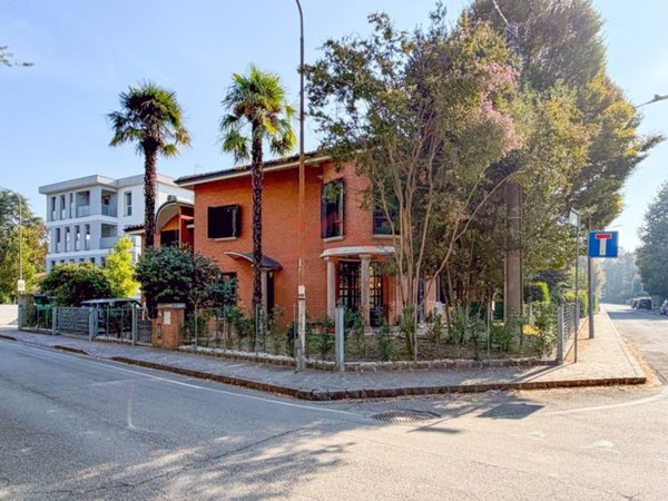 casa indipendente in vendita a Carpi in zona Santa Croce