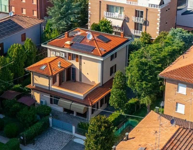 appartamento in vendita a Carpi in zona Centro Storico