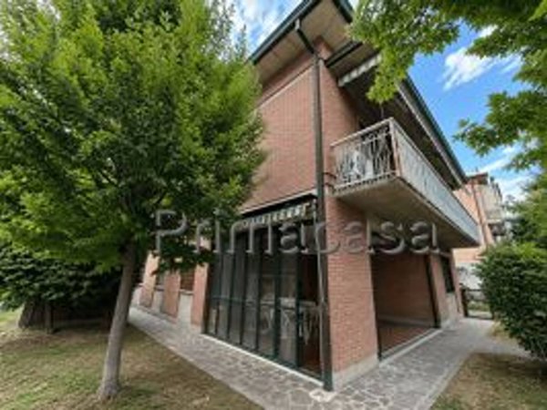 casa indipendente in vendita a Carpi in zona Quartirolo