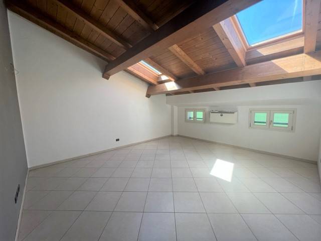 appartamento in vendita a Castelfranco Emilia in zona Cavazzona