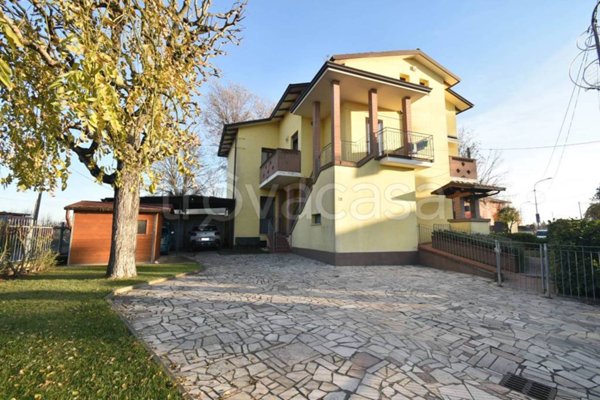 casa indipendente in vendita a Castelfranco Emilia in zona Riolo
