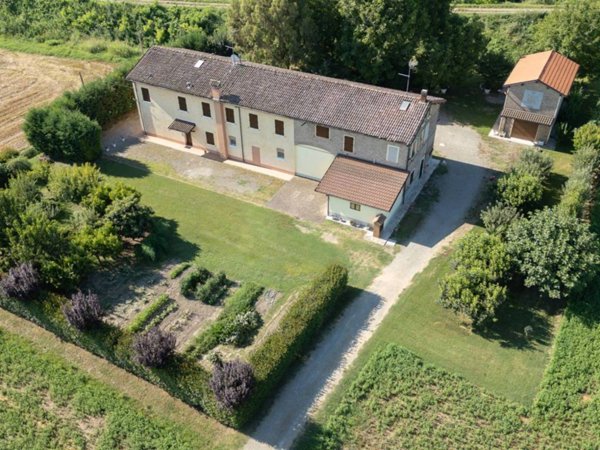 casa indipendente in vendita a Castelfranco Emilia