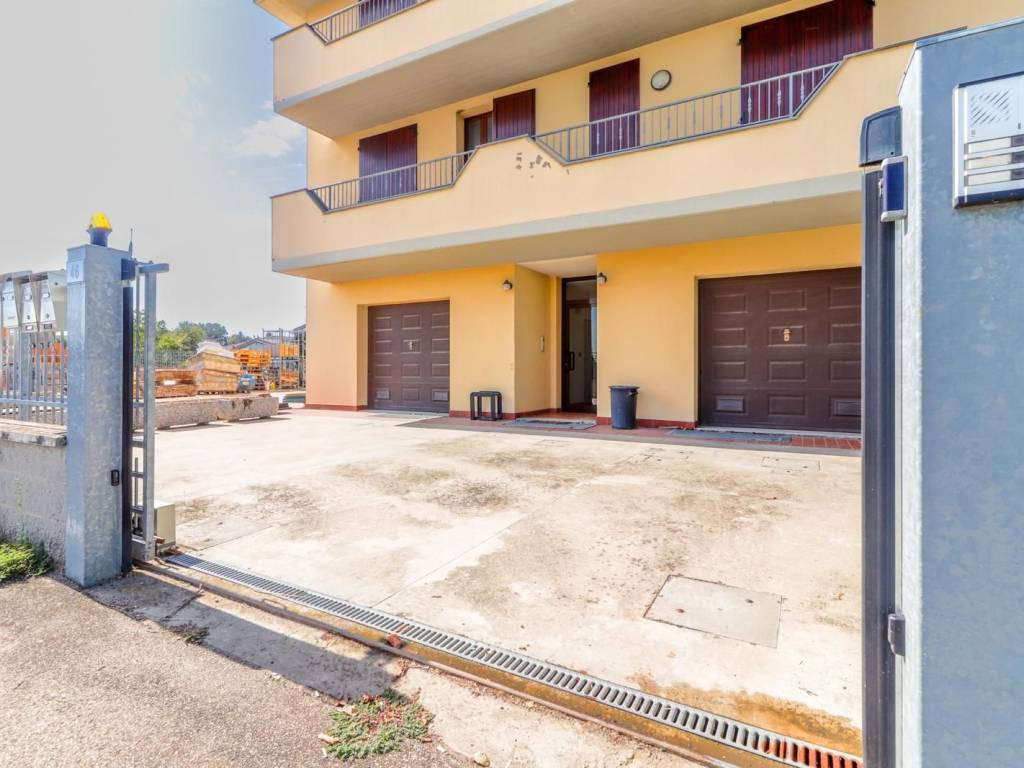 appartamento in vendita a Castelfranco Emilia in zona Piumazzo