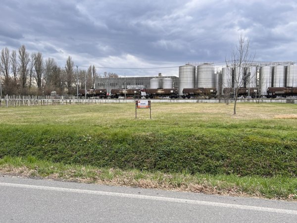 terreno edificabile in vendita a Castelfranco Emilia
