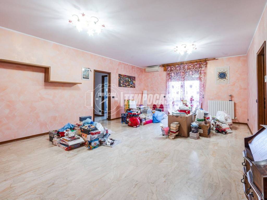 appartamento in vendita a Castelfranco Emilia in zona Piumazzo