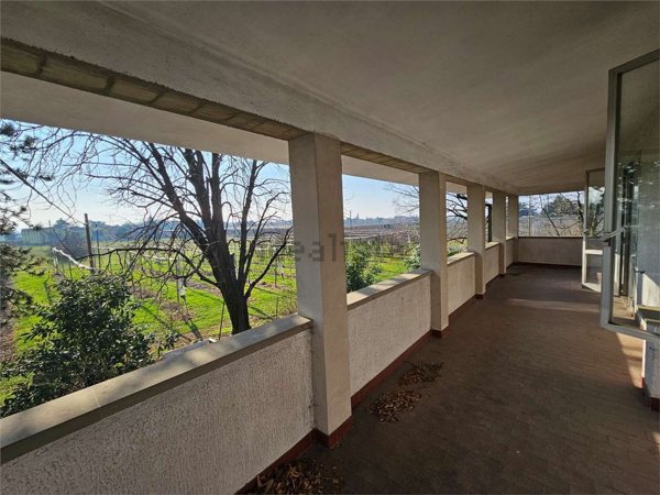 casa indipendente in vendita a Castelfranco Emilia in zona Piumazzo