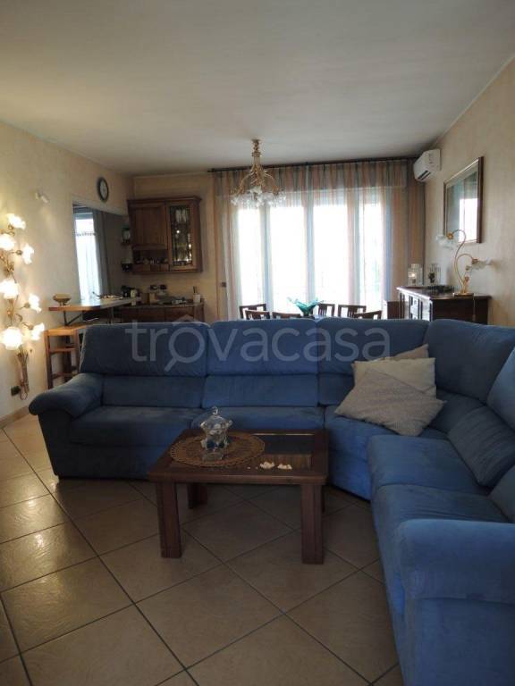 appartamento in vendita a Castelfranco Emilia