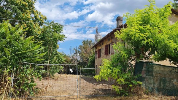 casale in vendita a Castelfranco Emilia in zona Gaggio