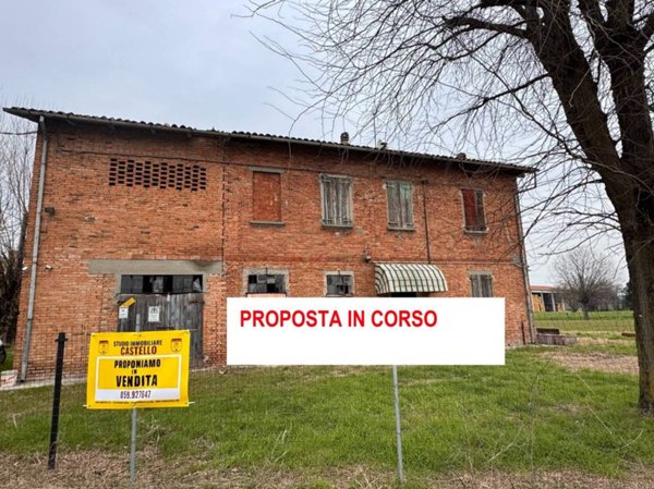 casa indipendente in vendita a Castelfranco Emilia in zona Manzolino