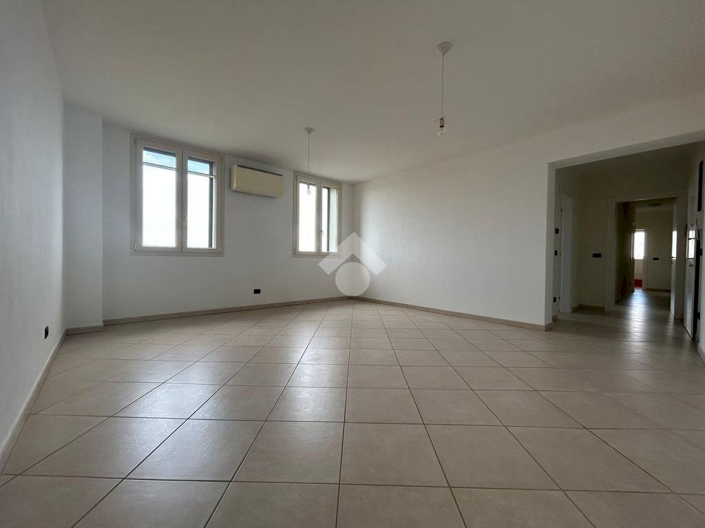 appartamento in vendita a Castelfranco Emilia in zona Piumazzo