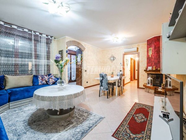 appartamento in vendita a Castelfranco Emilia in zona Piumazzo