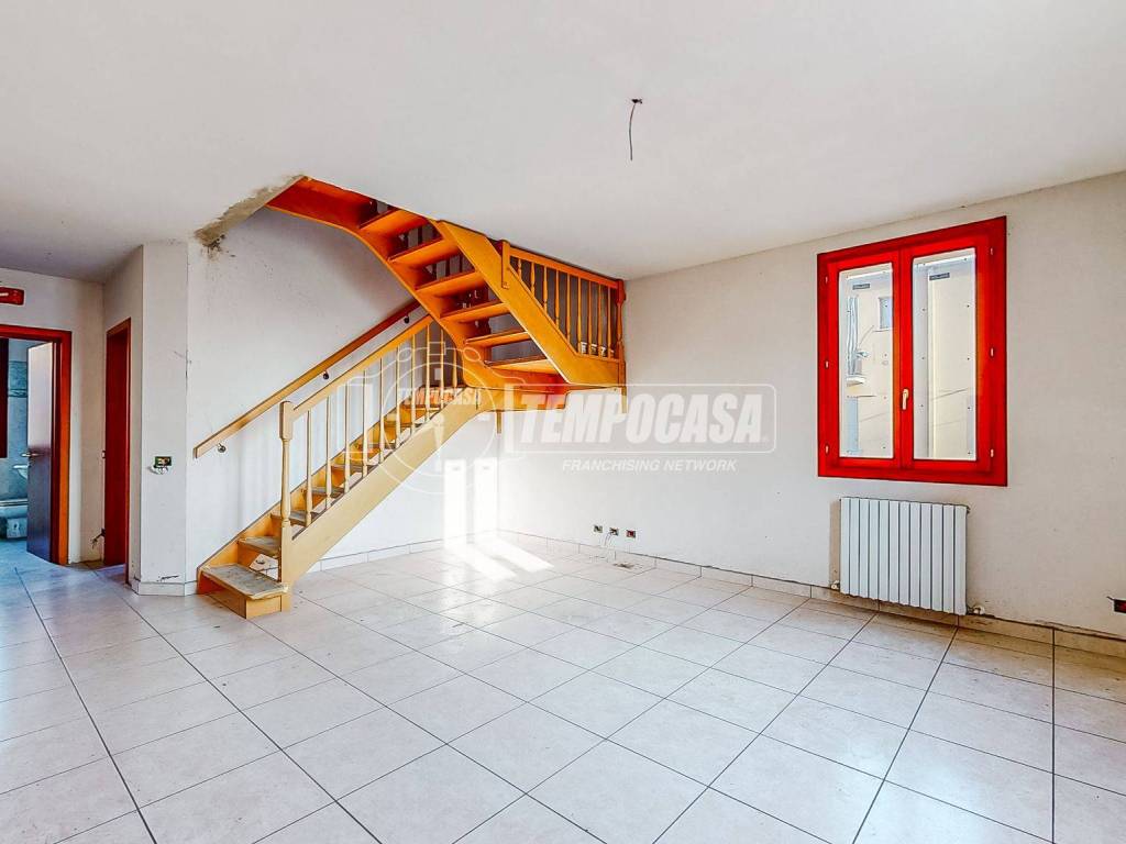 appartamento in vendita a Castelfranco Emilia in zona Manzolino