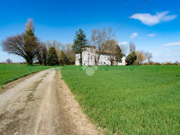 casale in vendita a Castelfranco Emilia in zona Gaggio