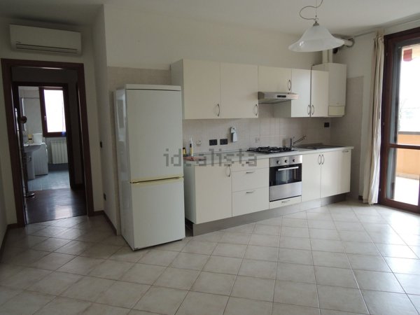 appartamento in vendita a Castelfranco Emilia in zona Cavazzona