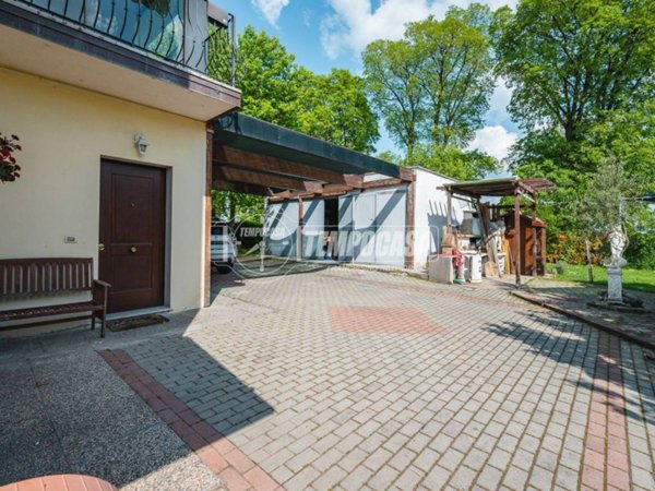 casa indipendente in vendita a Castelfranco Emilia in zona Gaggio