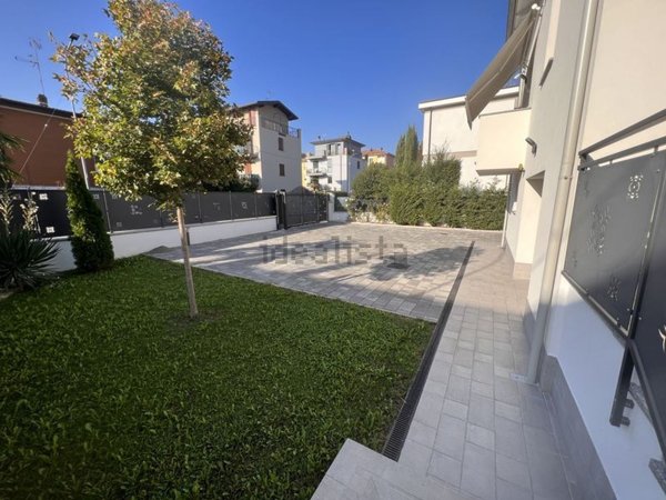 casa indipendente in vendita a Castelfranco Emilia