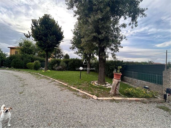 casa indipendente in vendita a Castelfranco Emilia in zona Piumazzo