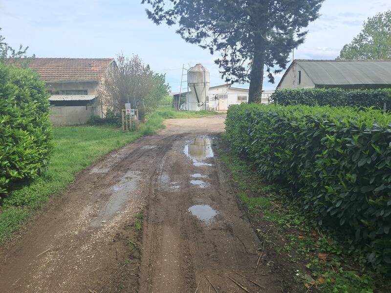 locale di sgombero in vendita a Castelfranco Emilia