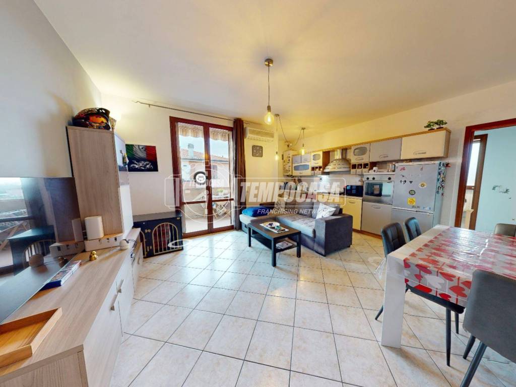 appartamento in vendita a Castelfranco Emilia in zona Rastellino