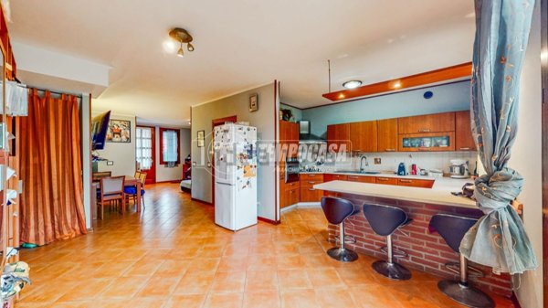 casa indipendente in vendita a Castelfranco Emilia in zona Panzano