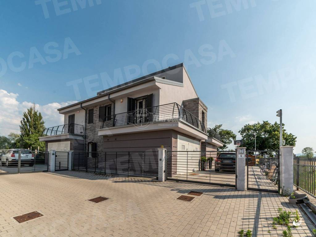 casa indipendente in vendita a Castelfranco Emilia