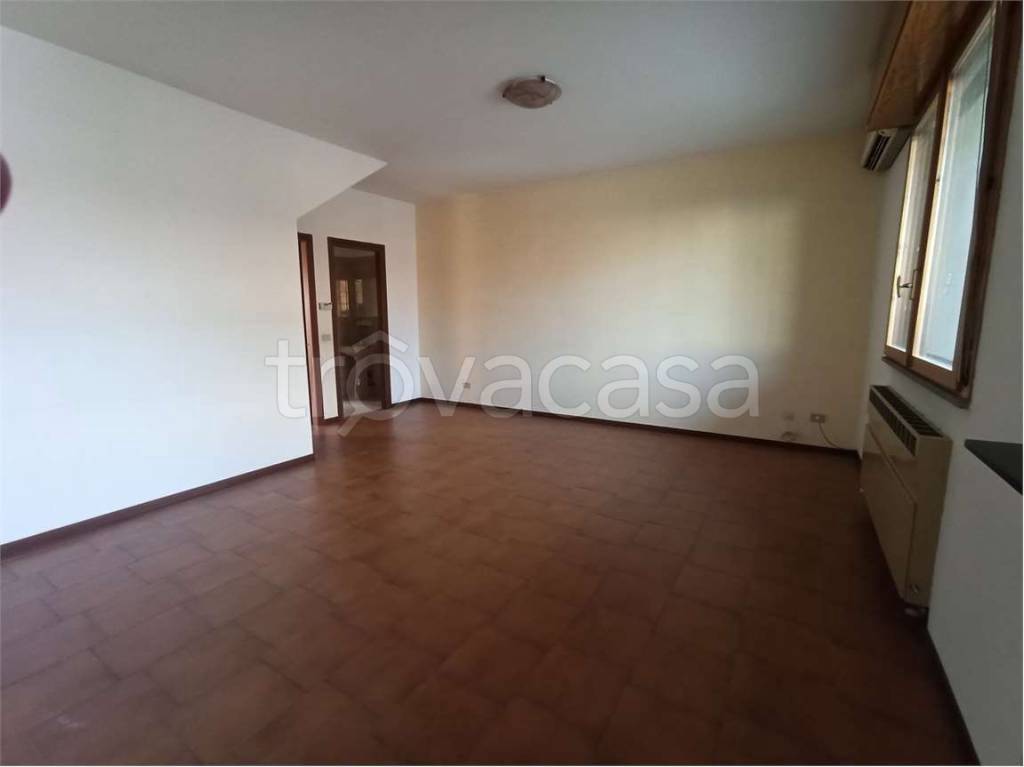 casa indipendente in vendita a Castelfranco Emilia in zona Gaggio