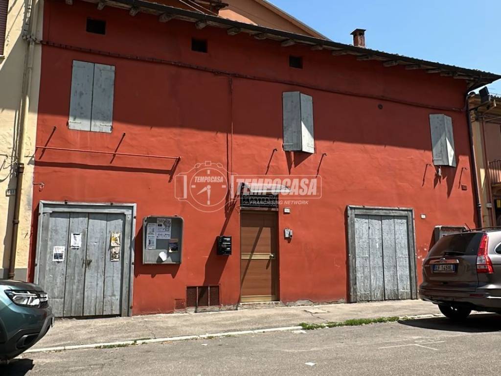 appartamento in vendita a Castelfranco Emilia in zona Piumazzo