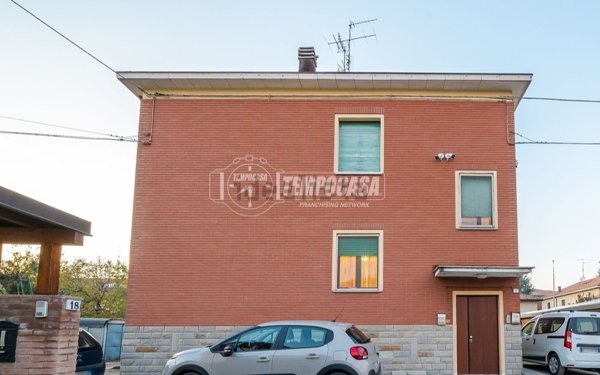 appartamento in vendita a Castelfranco Emilia in zona Piumazzo