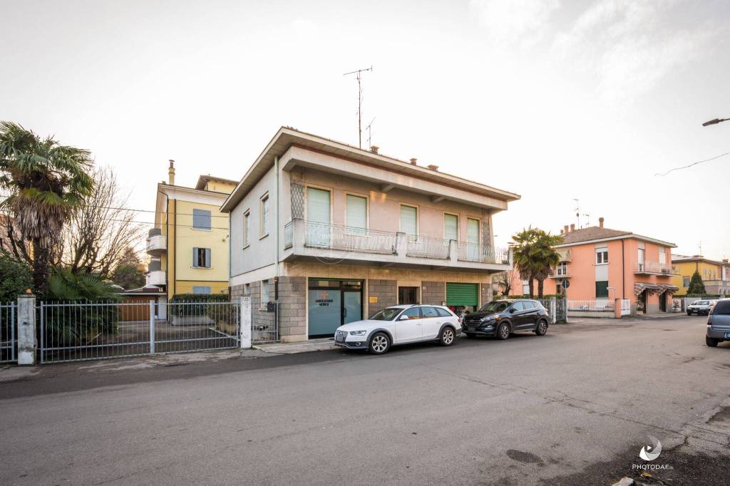 appartamento in vendita a Castelfranco Emilia in zona Piumazzo