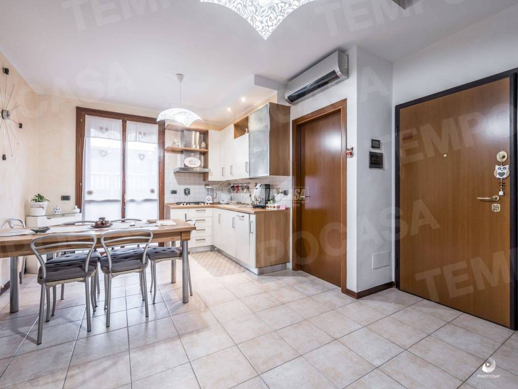 appartamento in vendita a Castelfranco Emilia in zona Piumazzo