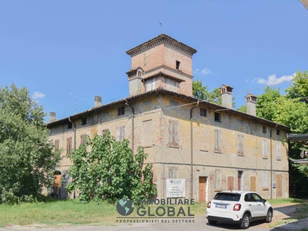 intera palazzina in vendita a Castelfranco Emilia in zona Gaggio