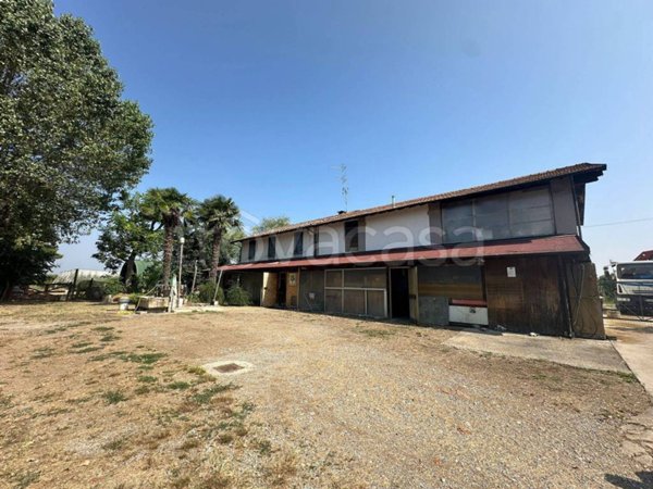 casa indipendente in vendita a Castelfranco Emilia in zona Piumazzo