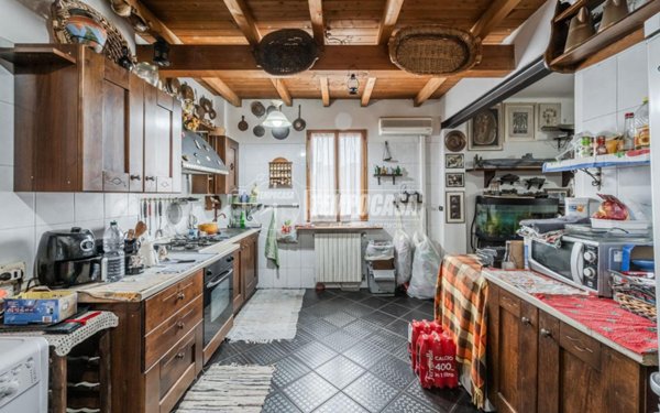 appartamento in vendita a Castelfranco Emilia in zona Piumazzo