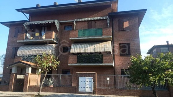 appartamento in vendita a Castelfranco Emilia in zona Cavazzona