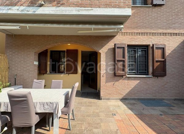 appartamento in vendita a Castelfranco Emilia in zona Piumazzo
