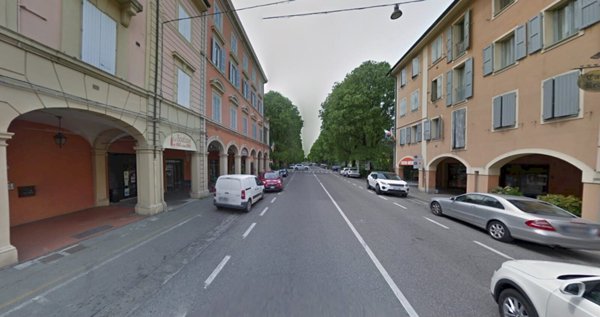 negozio in vendita a Castelfranco Emilia