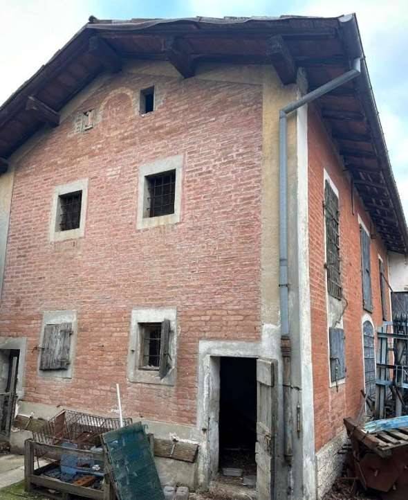 casa indipendente in vendita a Castelfranco Emilia in zona Piumazzo