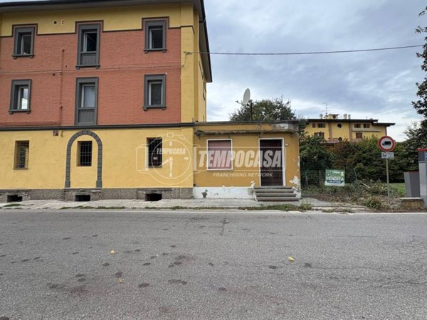 casa indipendente in vendita a Castelfranco Emilia in zona Piumazzo