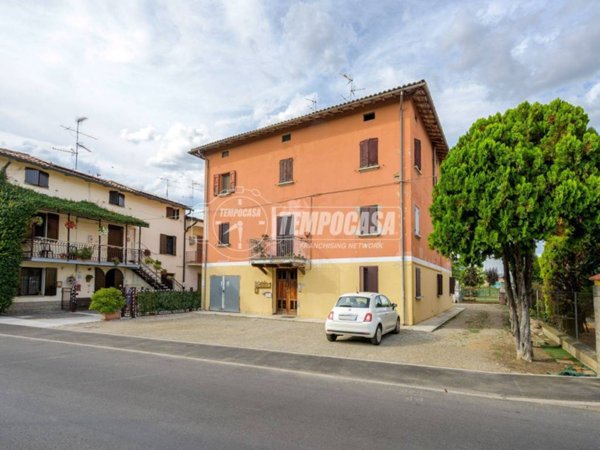 appartamento in vendita a Castelfranco Emilia in zona Piumazzo