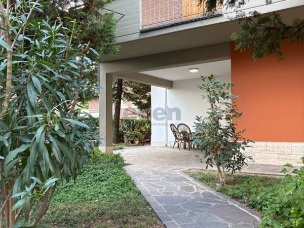 casa indipendente in vendita a Castelfranco Emilia