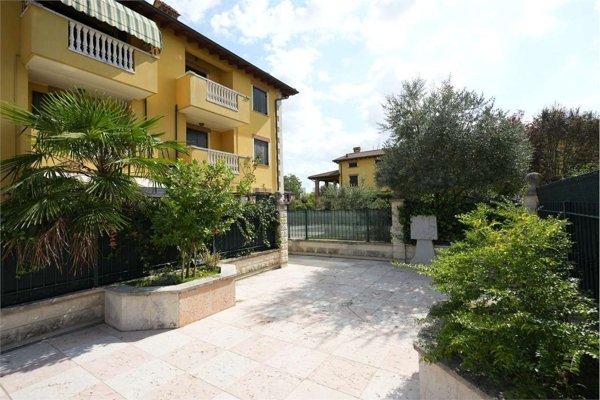 appartamento in vendita a Castelfranco Emilia in zona Panzano