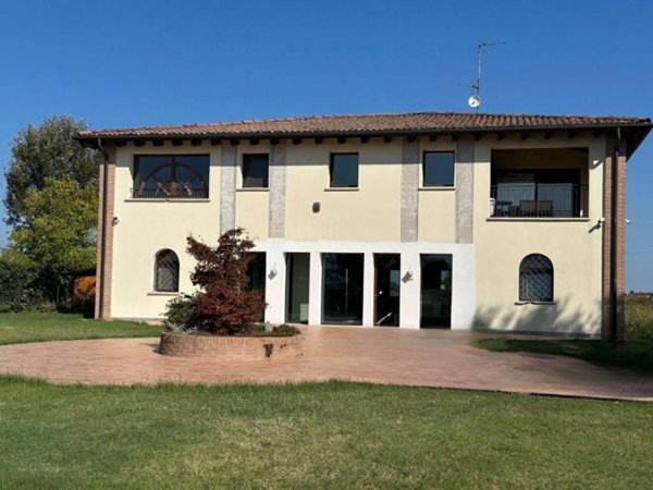 casa indipendente in vendita a Castelfranco Emilia
