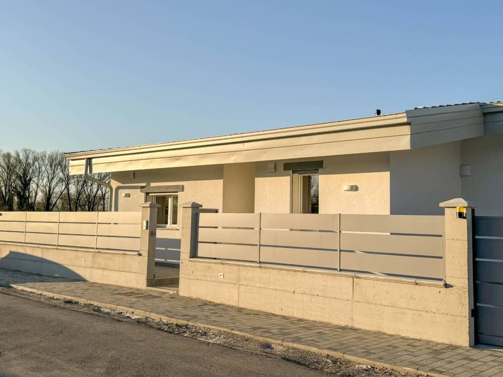 casa indipendente in vendita a Castelfranco Emilia