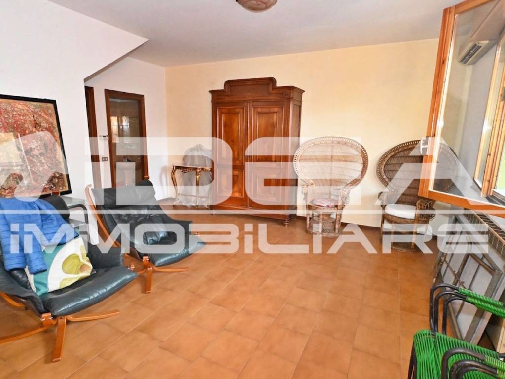 casa indipendente in vendita a Castelfranco Emilia in zona Gaggio