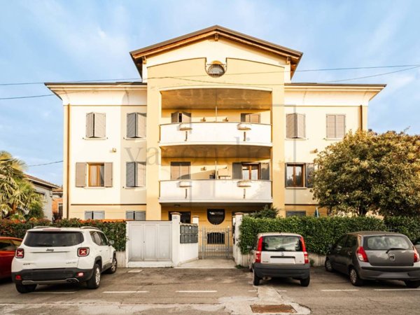 appartamento in vendita a Castelfranco Emilia in zona Piumazzo