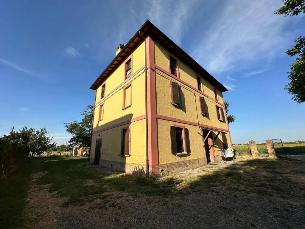 casa indipendente in vendita a Castelfranco Emilia