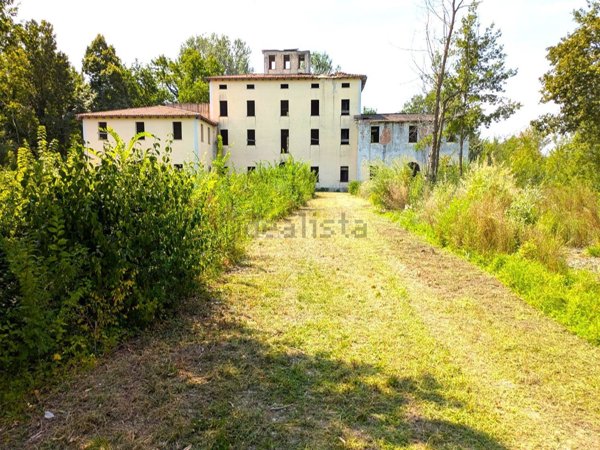 casa indipendente in vendita a Castelfranco Emilia