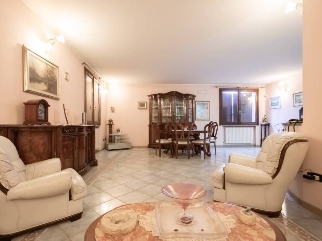 casa indipendente in vendita a Castelfranco Emilia